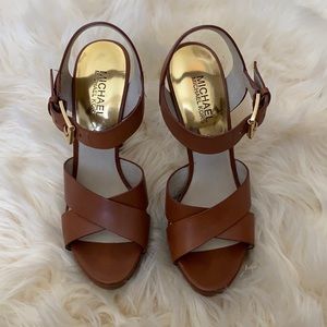 Michael Kors heel size 7.5.